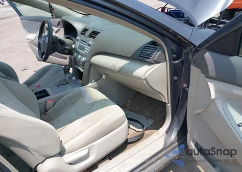 2007 Toyota Camry Le z USA, uszkodzony, nr VIN 4T1BE46K17U186575